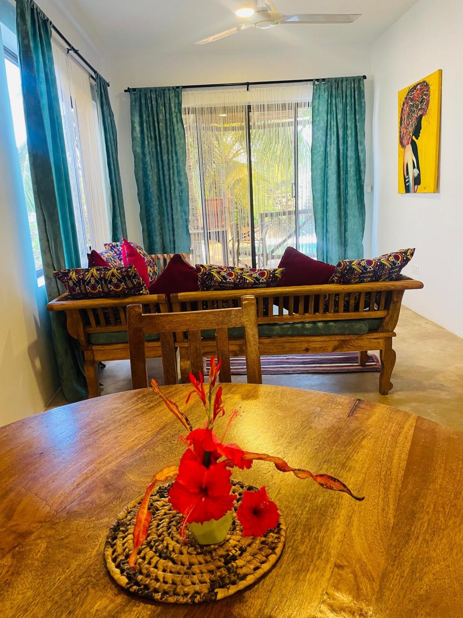 Sand Beach Boutique Apartments Bwejuu Extérieur photo